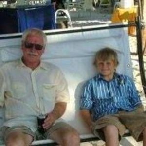 Meet your Posher, Stewart